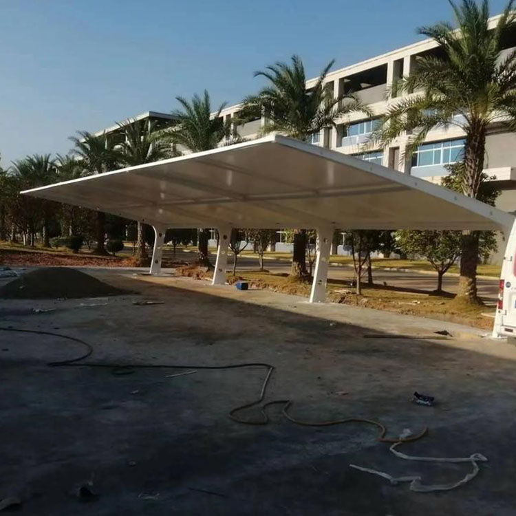 沿河膜结构汽车棚